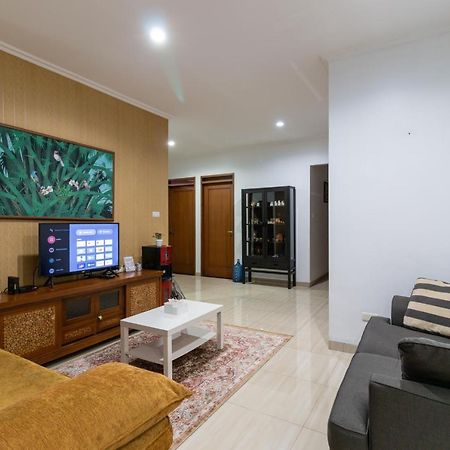 Spacious, White-Villa Belgareti @Kiara Condong 万隆 外观 照片