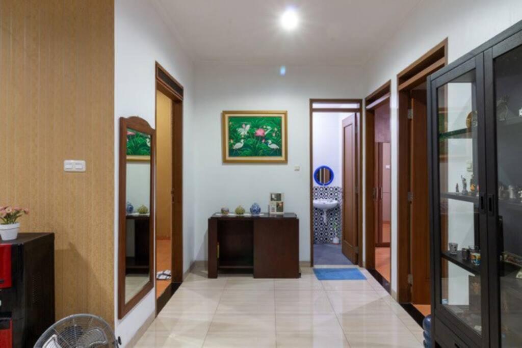 Spacious, White-Villa Belgareti @Kiara Condong 万隆 外观 照片
